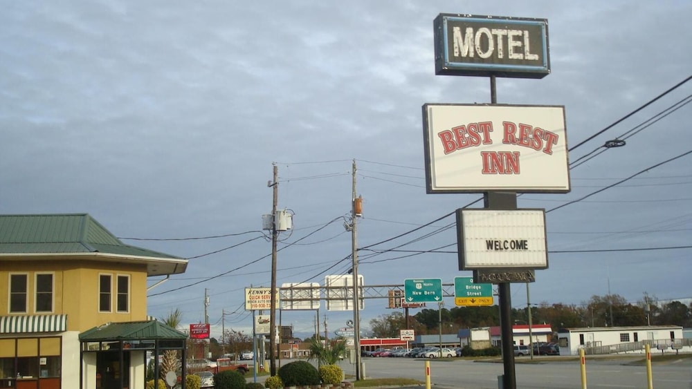 Best Rest Inn - photo 16