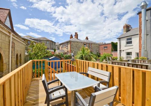 Pier Top Free all Island parking permit — 4-Star Luxury Hotel in Ventnor, United Kingdom