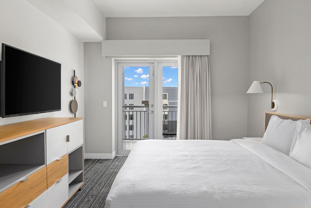 TownePlace Suites by Marriott Cape Canaveral Cocoa Beach - photo 23