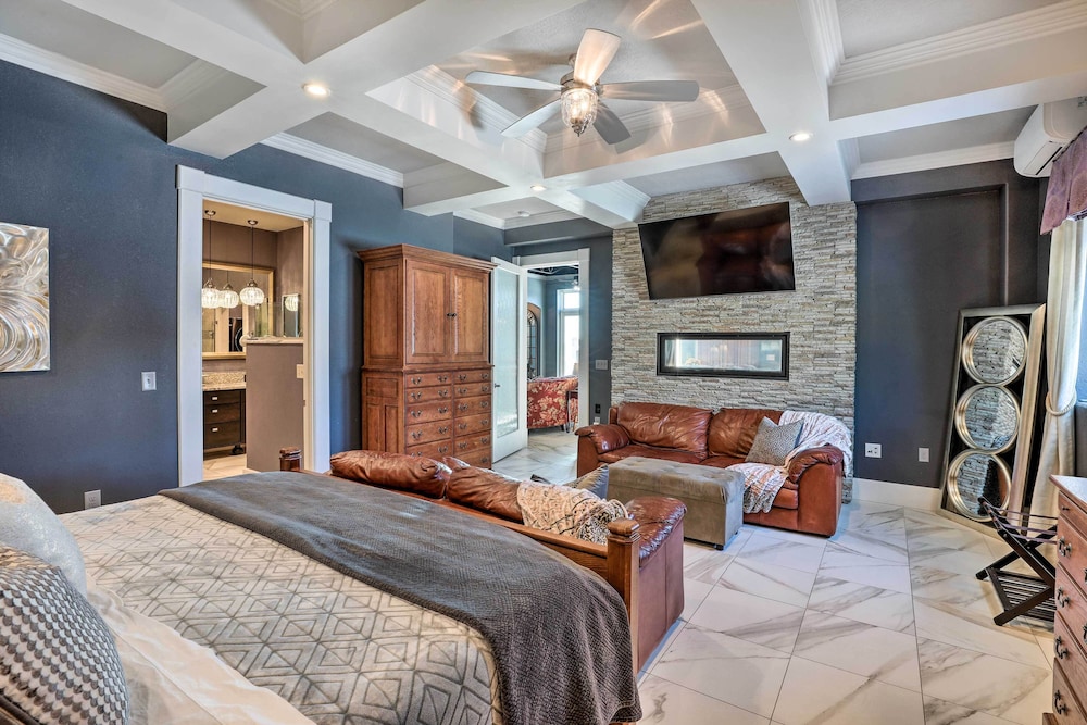 Regal River Retreat In The Heart Of Yankton 17964234 — Yankton