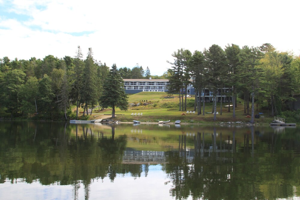 Beach Cove Waterfront Inn - photo 25