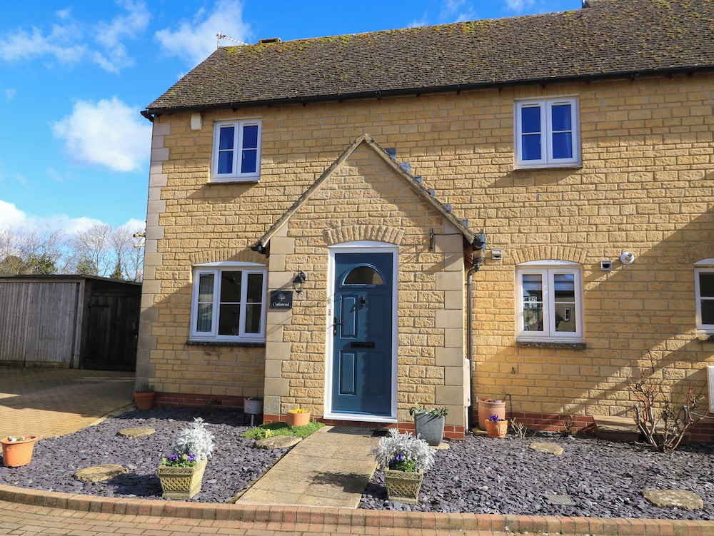 Oakmead — hotel in Moreton In Marsh