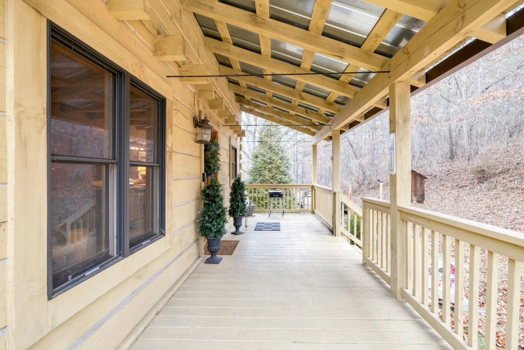 Starry Woods by Avantstay Retreat Near Asheville - photo 28