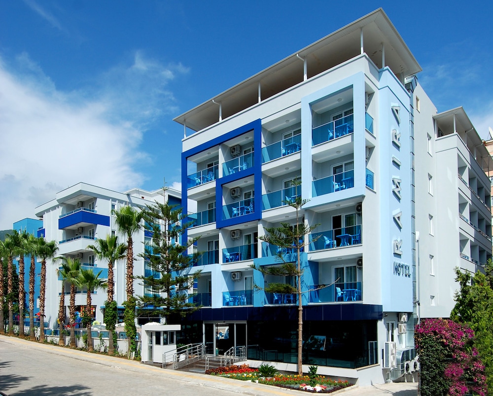 Kleopatra Ramira Hotel