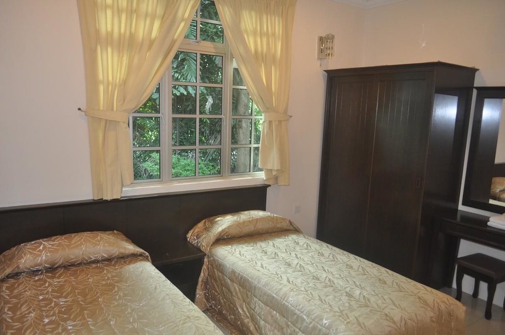 Safira Country Club — Perai — photo 4