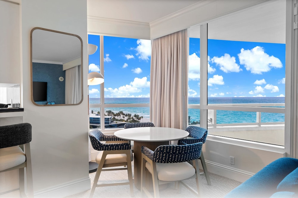 Fontainebleau Miami Beach Private Luxury Suites - photo 281