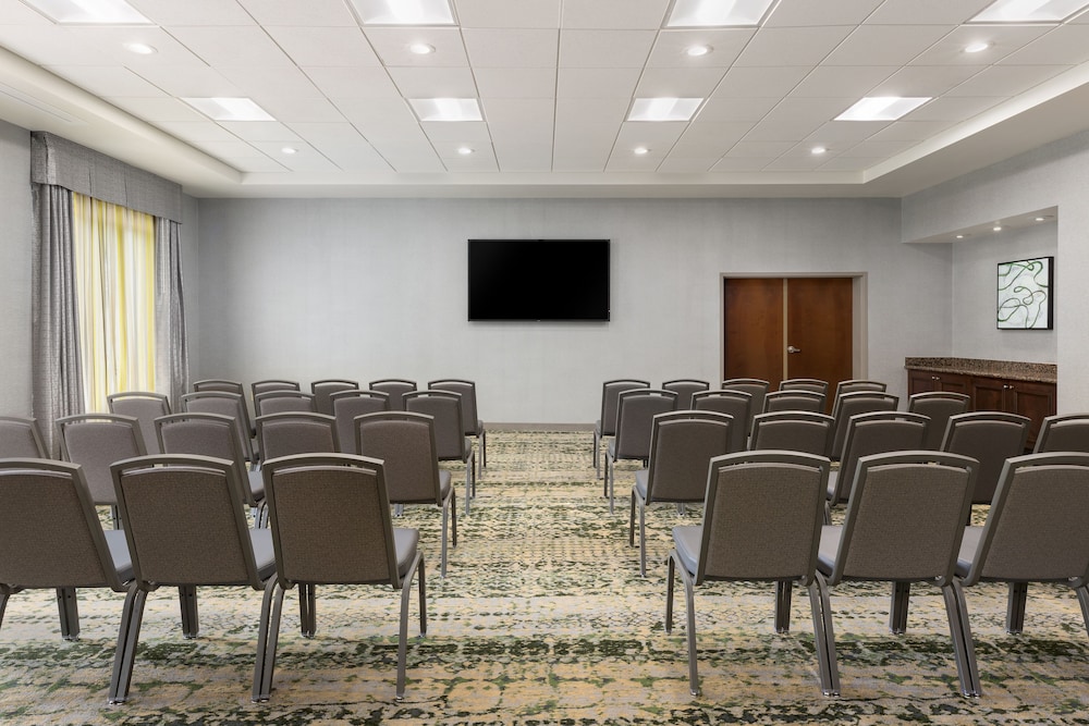 Hilton Garden Inn Greenville - photo 27