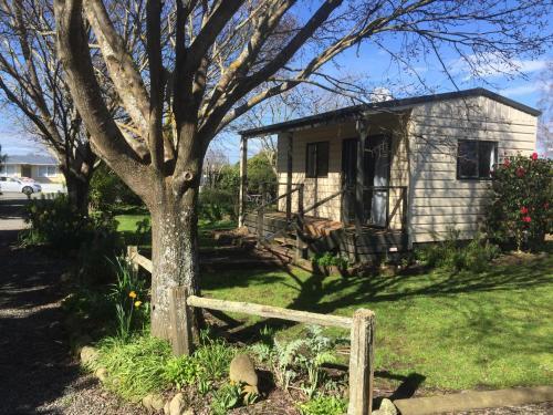 Chris’s Cabin — Wellington — photo 2