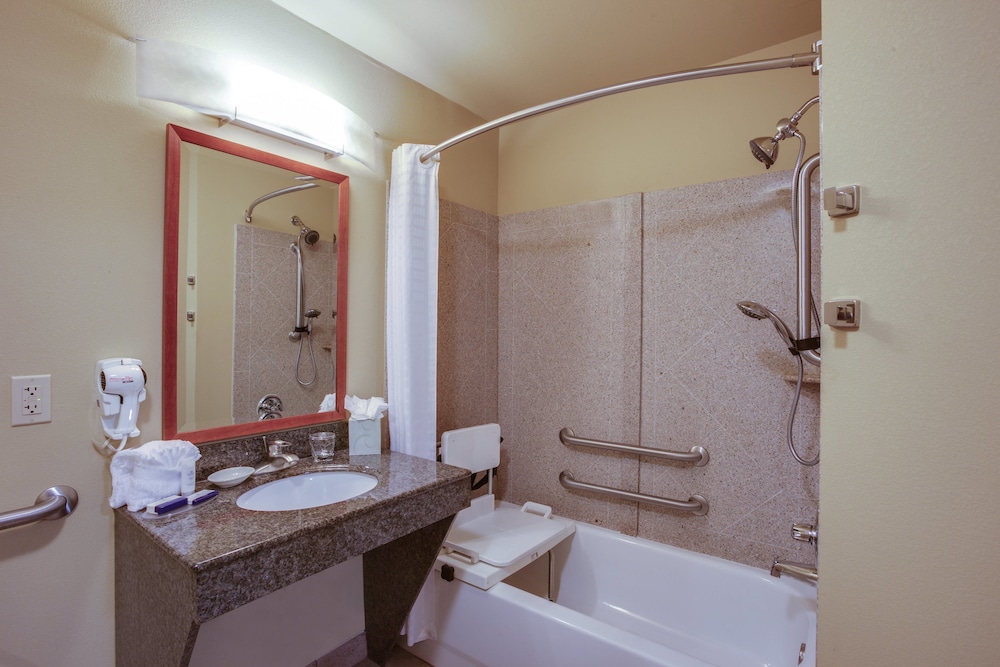 Candlewood Suites Richmond Airport by IHG - photo 55