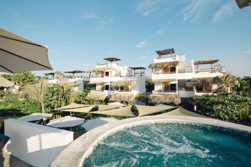 Ka ana Surf in Puerto San Jose, Guatemala