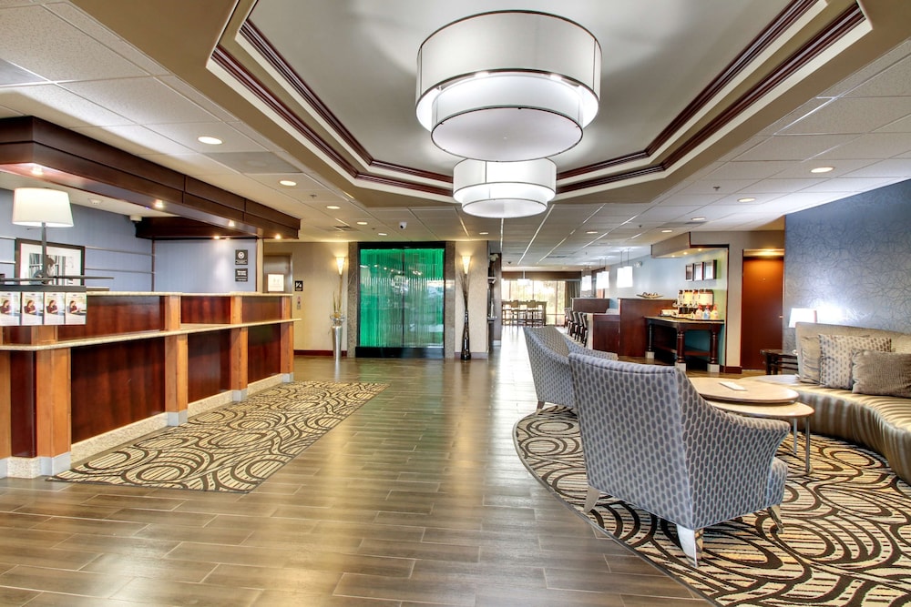 Hampton Inn Rolla - photo 4