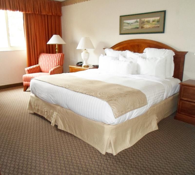 Quail Hollow Resort - photo 8
