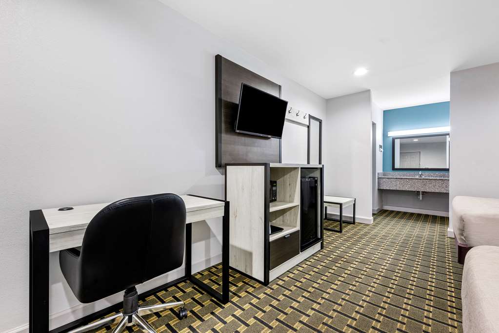 SureStay by Best Western Huntsville University Area - photo 15