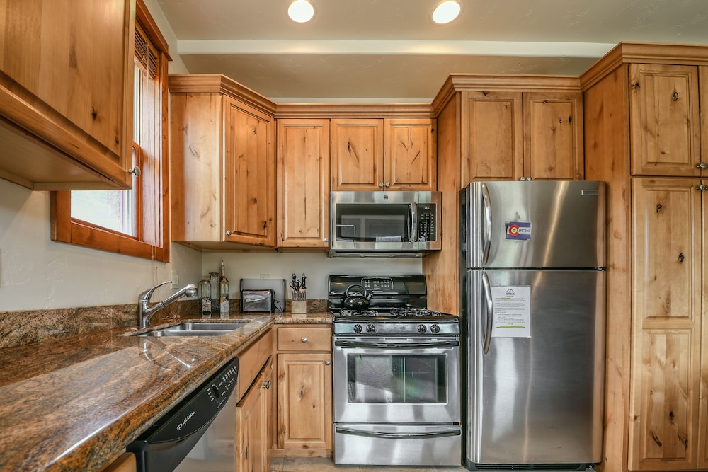 Antlers Gulch 501 by SummitCove Vacation Lodging - photo 9