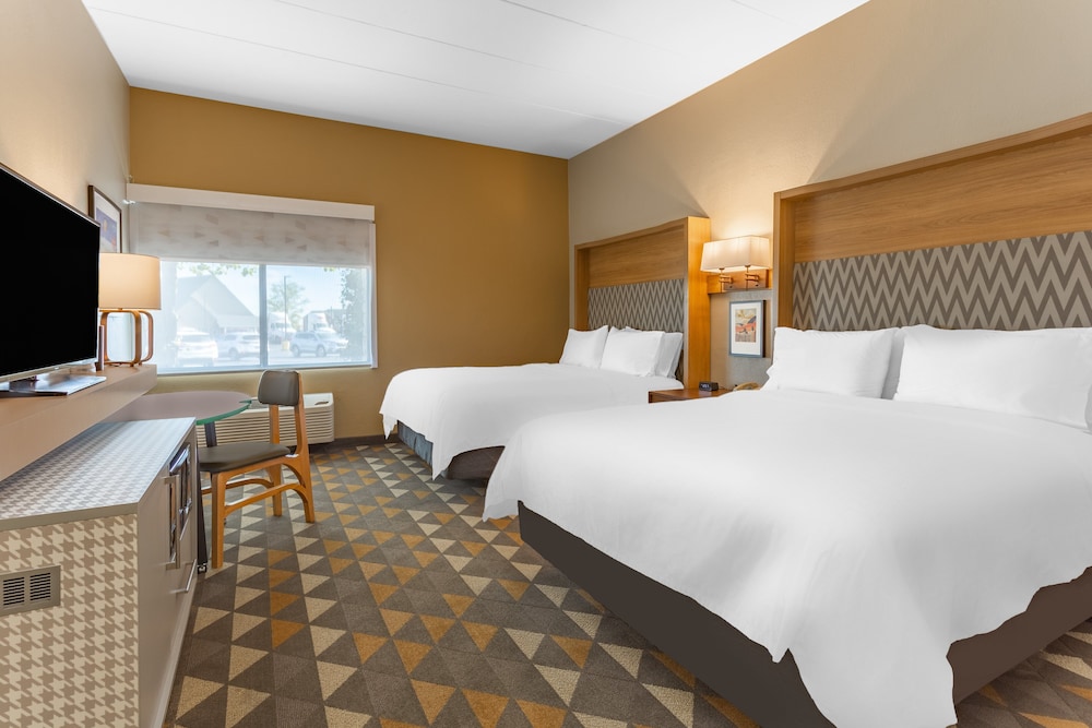Holiday Inn Rockford by IHG - photo 10