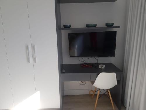Hairbay Studio Units