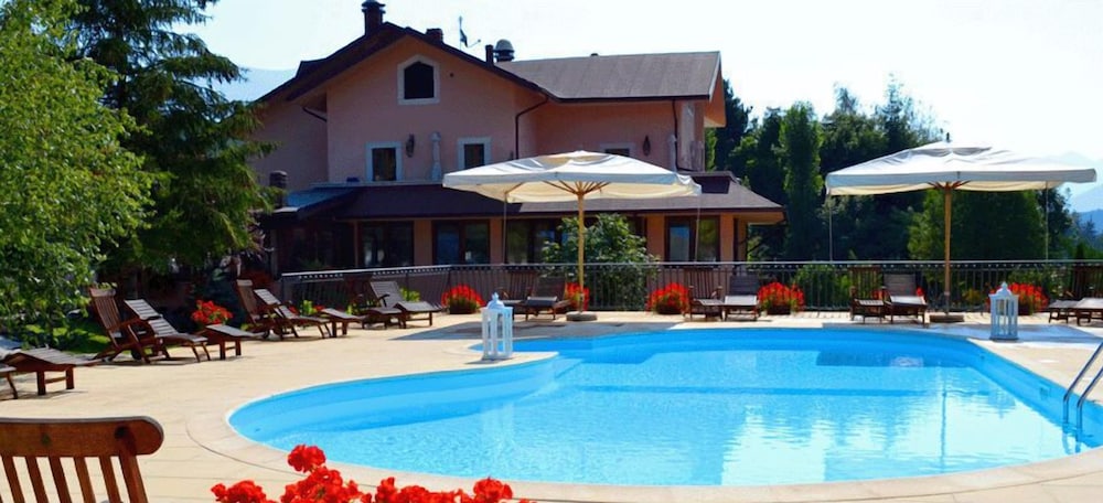 Hotel Bucaneve - carbon neutral hotel in Pescasseroli