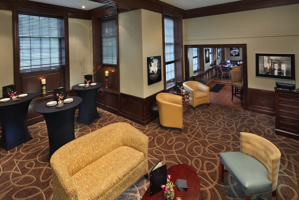 Andover Inn - photo 3