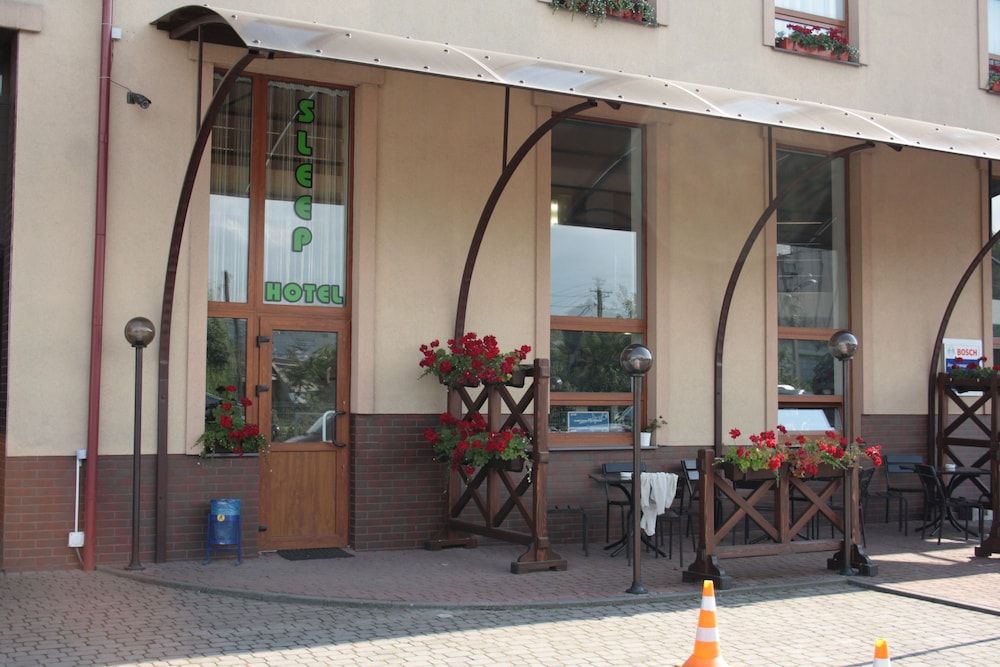 Sleeping hotel - carbon neutral hotel in Lviv