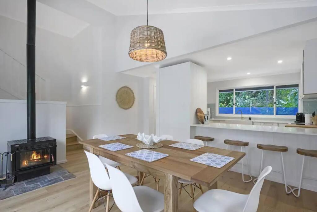 Family Friendly Beach House 5mins Walk To the Beach — Macmasters Beach — photo 2