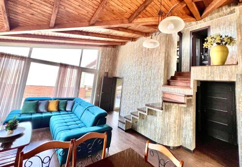 Penthouse Apartment 401