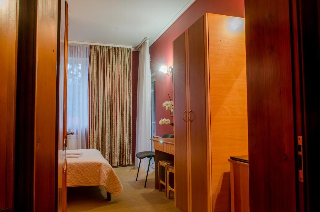 Lelech in Nadvirna, Ukraine