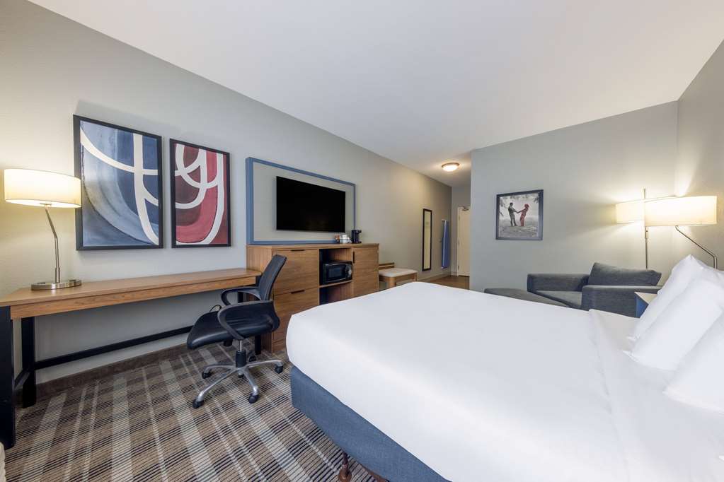 AmericInn by Wyndham Duluth - photo 24