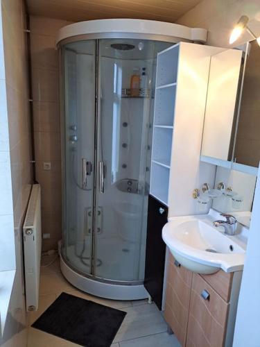 Spacious Apartment Top Location