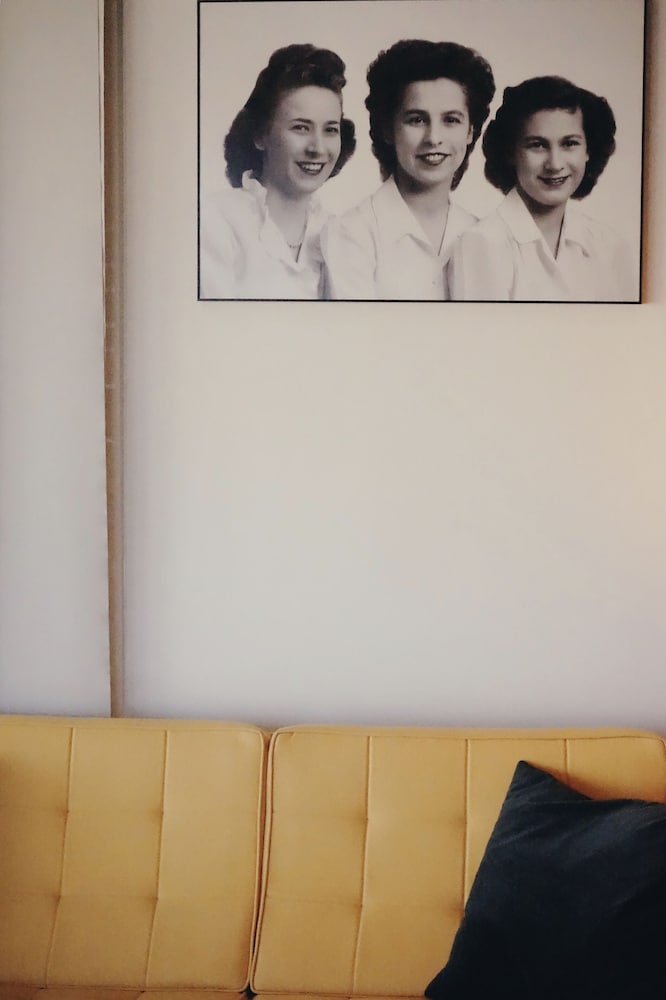 Modern Hotel - photo 78