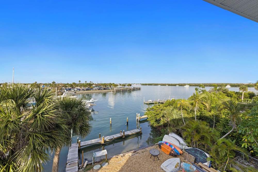 Chadwick Cove Resort & Marina - photo 36