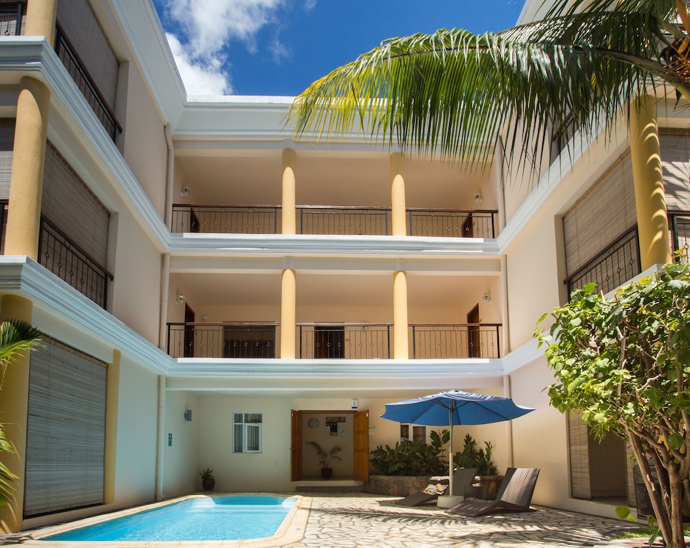 Residence Le Palmiste — 4-Star Luxury Hotel in Grand Baie, Mauritius