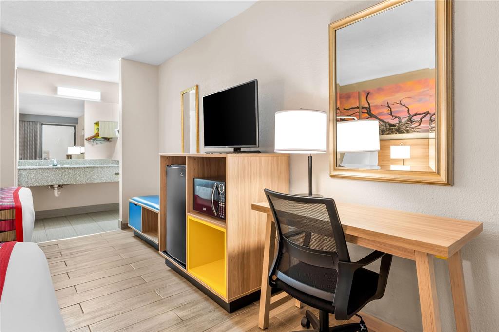 Days Inn by Wyndham Hoover Birmingham - photo 16