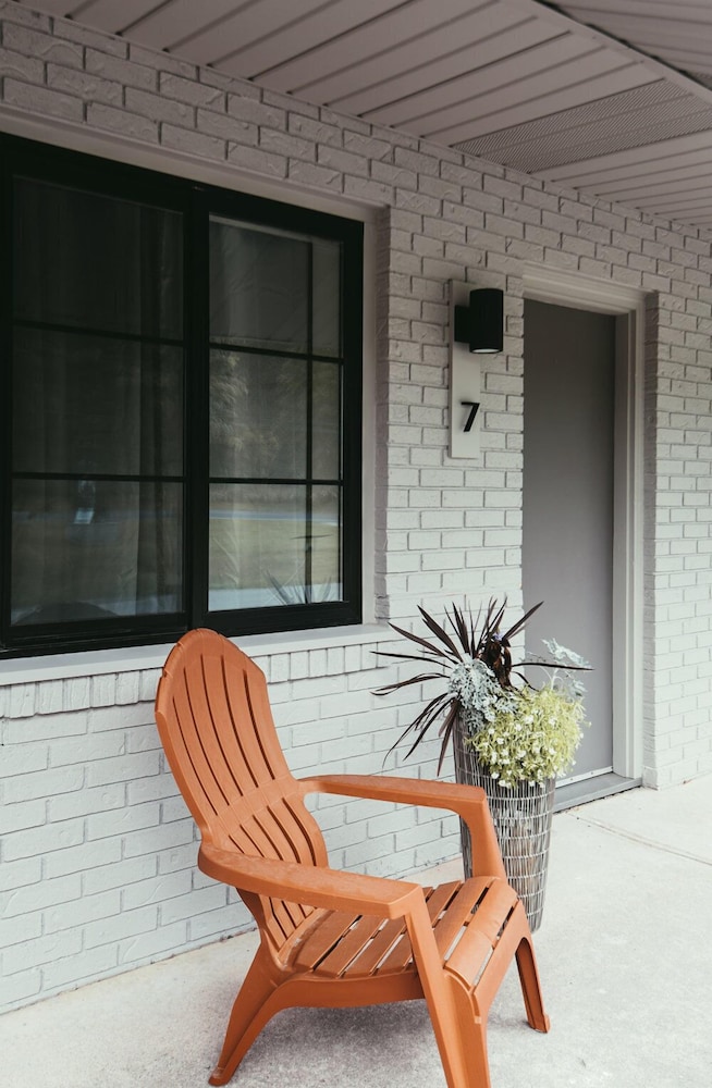 Rest a Modern Motel - photo 19
