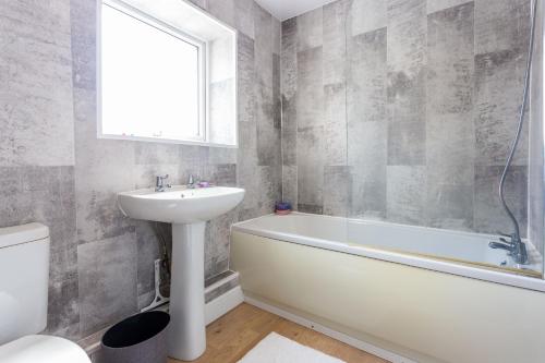 The Priory House — 4-Star Luxury Hotel in Tynemouth, United Kingdom
