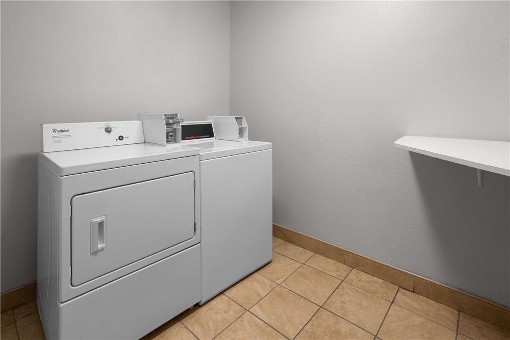 Microtel Inn by Wyndham Albany Airport - photo 25
