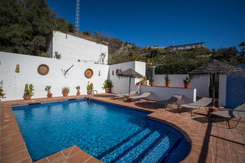 Casa Rural Espinarural — 4-Star Luxury Hotel in Almogia, Spain