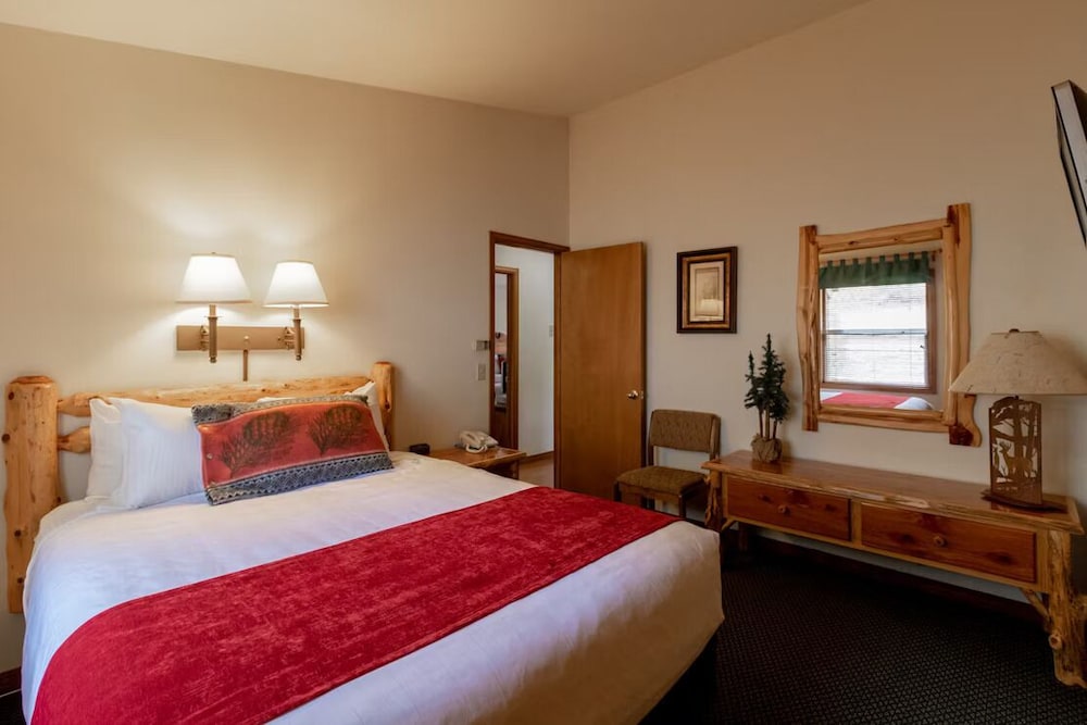 Wildwood Inn - photo 20