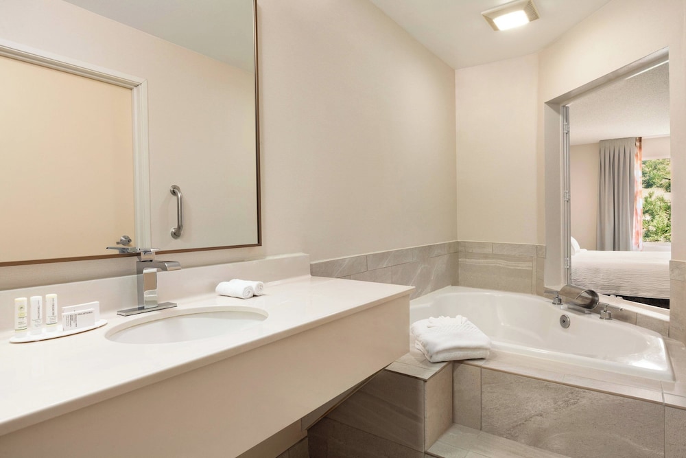 Fairfield Inn & Suites by Marriott Reno Sparks - photo 22