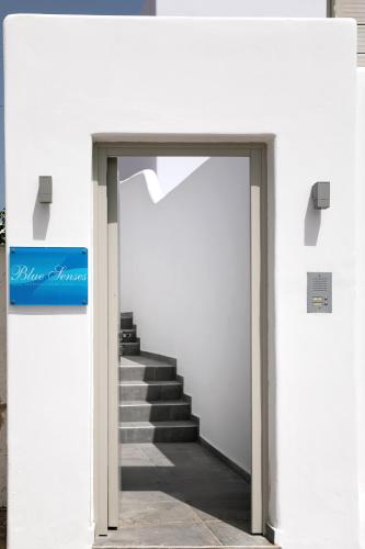 BlueVillas Luxury Concept Santorini — Fira — photo 2
