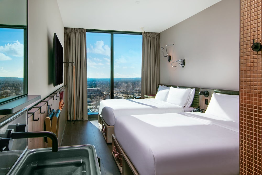 Moxy Downtown Los Angeles - photo 15