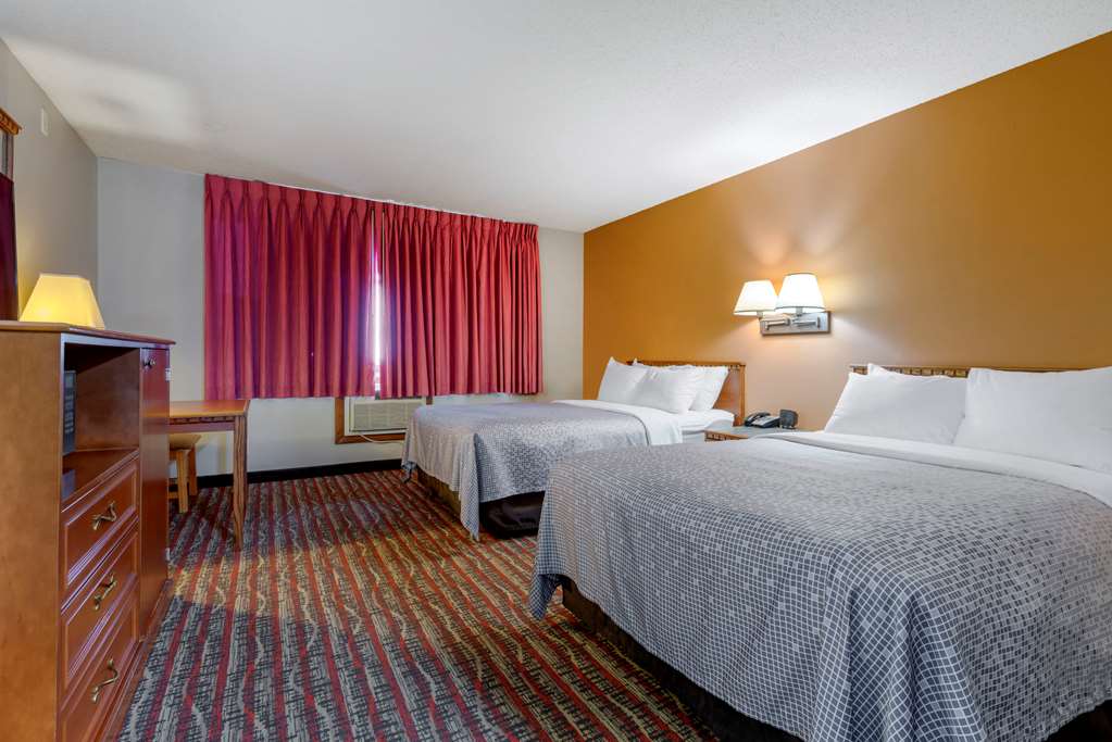 Econo Lodge Lakeview - photo 7