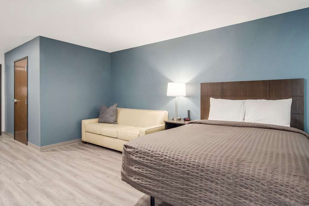 WoodSpring Suites Jacksonville Baymeadows - photo 21