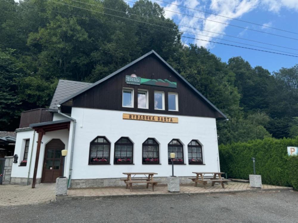 Penzion a Rybářská bašta U Jesetera in Jesenik, Czech Republic