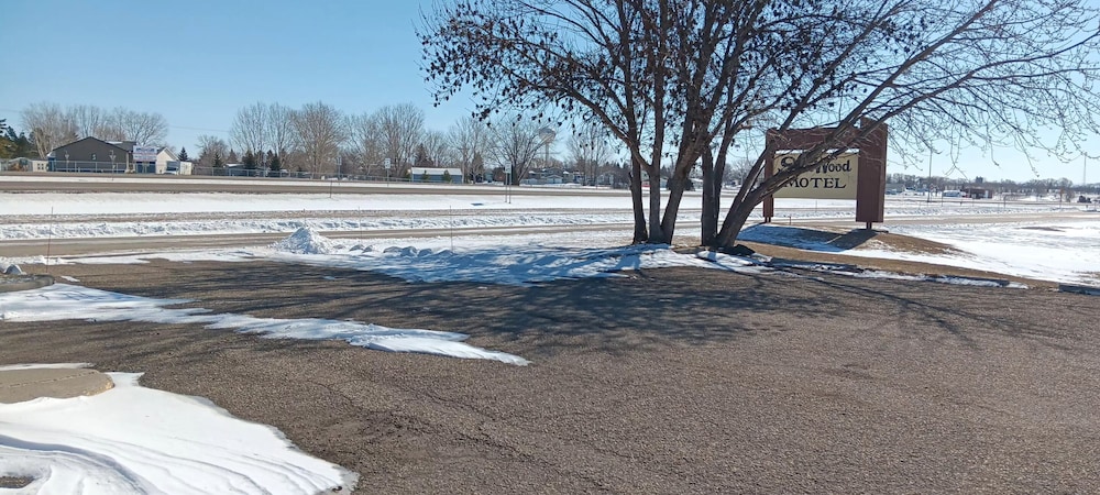 Scotwood Motel by OYO Washburn ND - photo 35