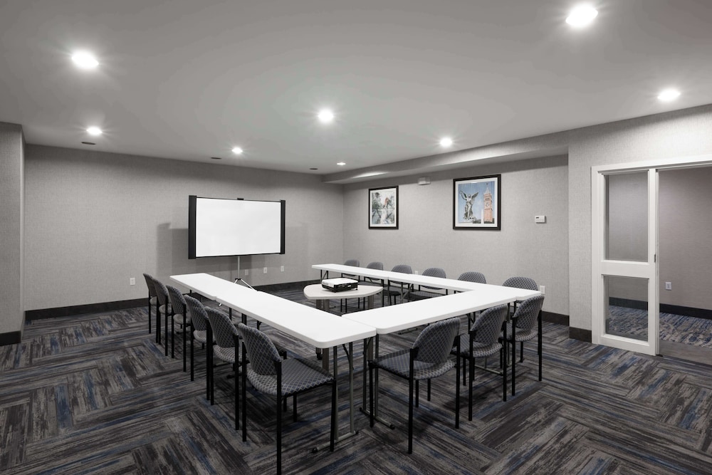 Homewood Suites by Hilton Boston Andover - photo 31