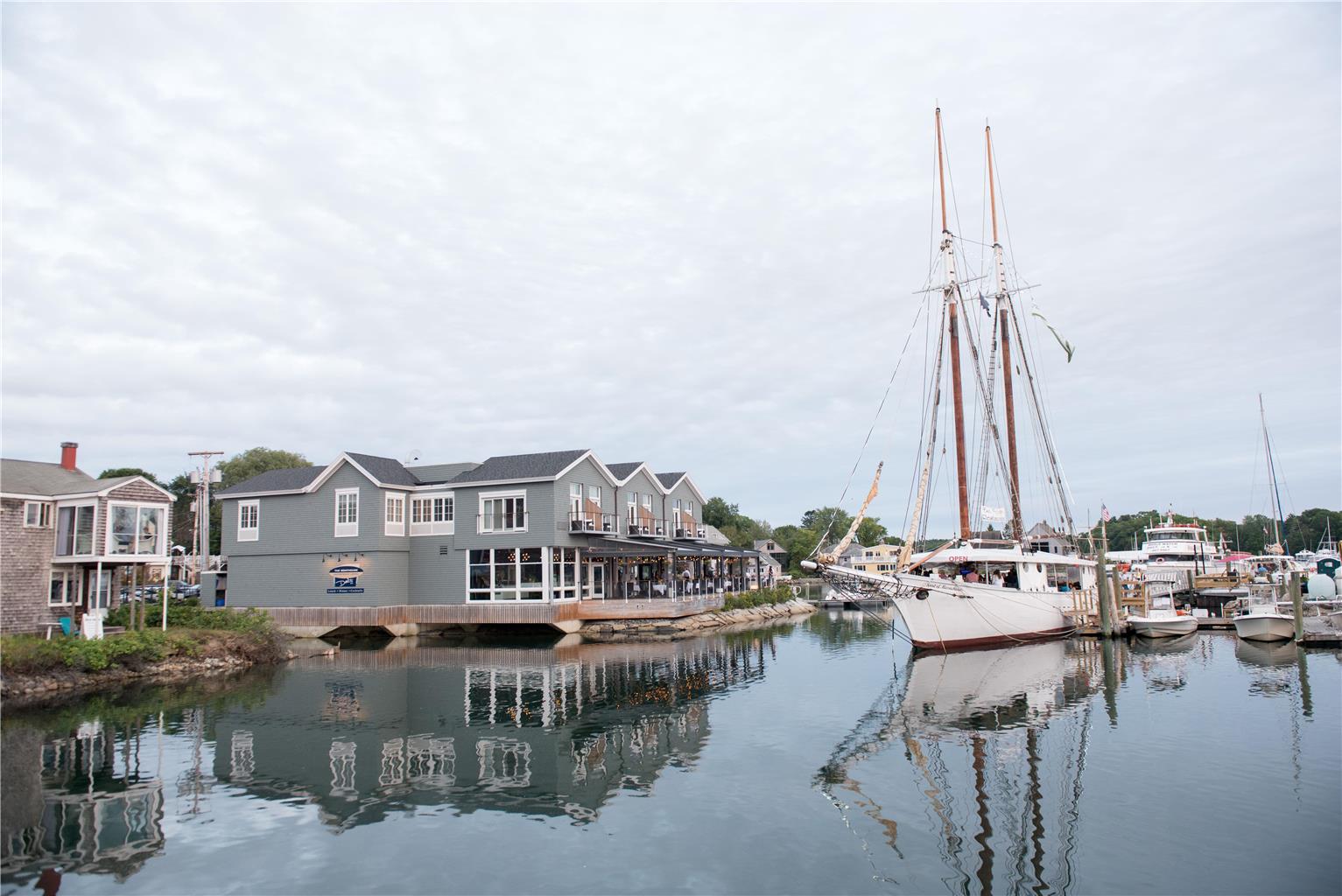 The Boathouse Waterfront Hotel Marina — Kennebunkport