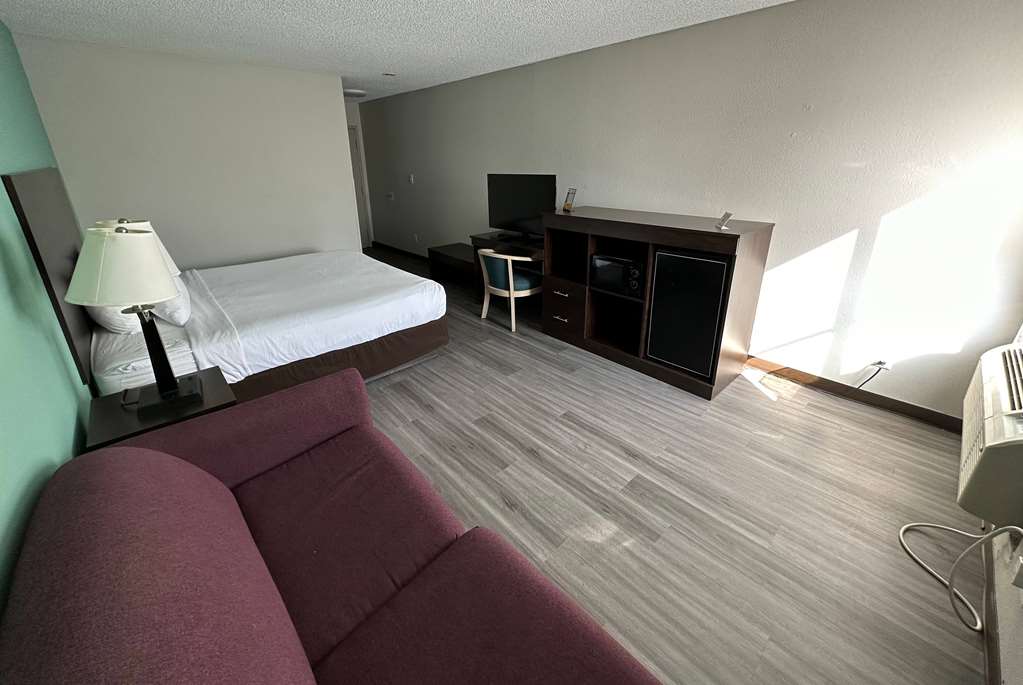 Baymont by Wyndham North Myrtle Beach - photo 13