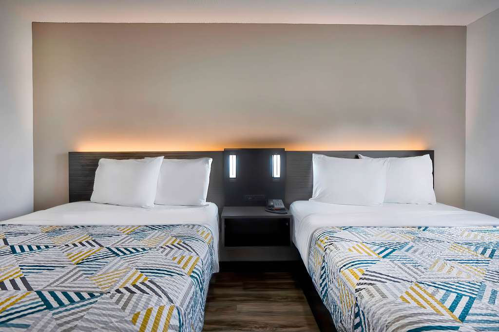 Motel 6 Benbrook TX Fort Worth - photo 8