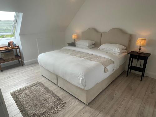 Two Bedroom Deluxe Sea View Guest Suite — 4-Star Luxury Hotel in Gaillimh, Republic of Ireland