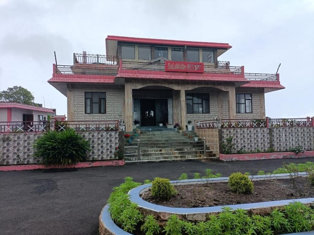 Sulawado Resort in Cherrapunji, India